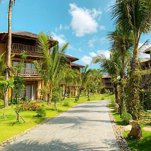 Premium Bungalow Garden View
